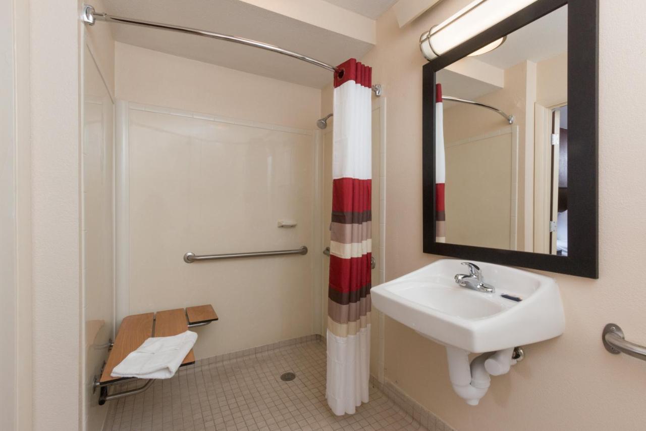 Red Roof Inn Plus+ Columbus-Ohio State University Osu Extérieur photo