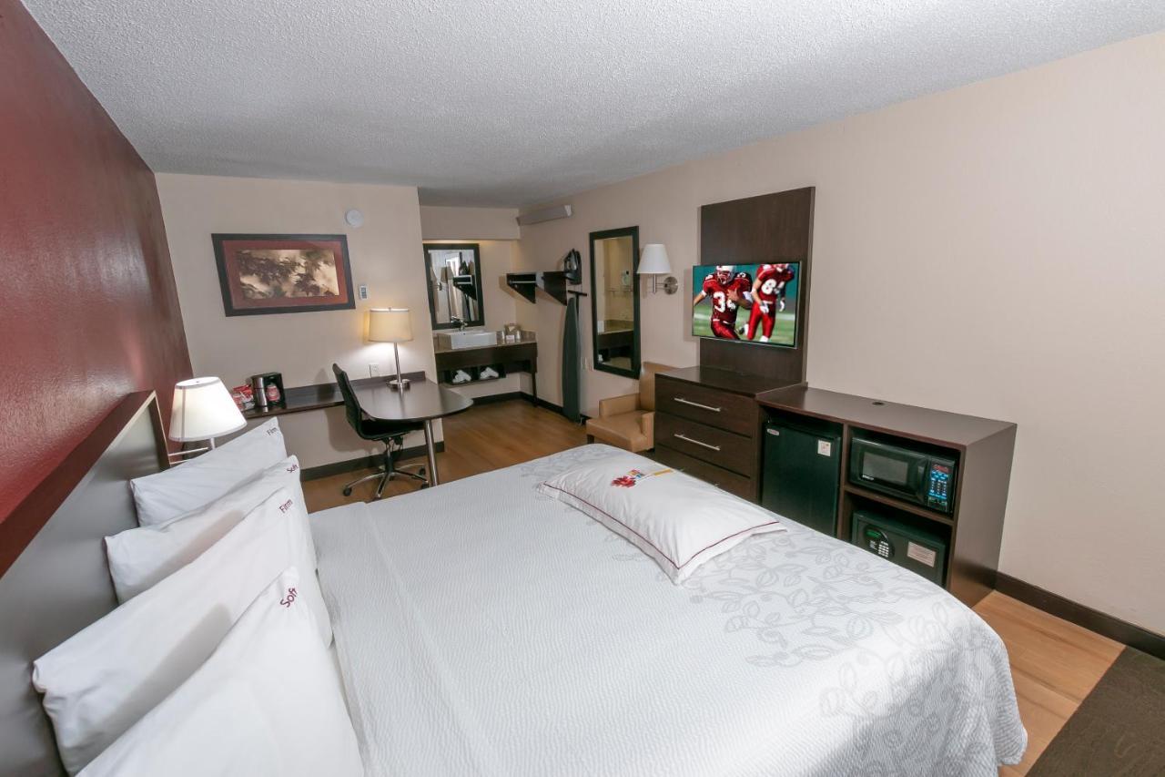 Red Roof Inn Plus+ Columbus-Ohio State University Osu Extérieur photo