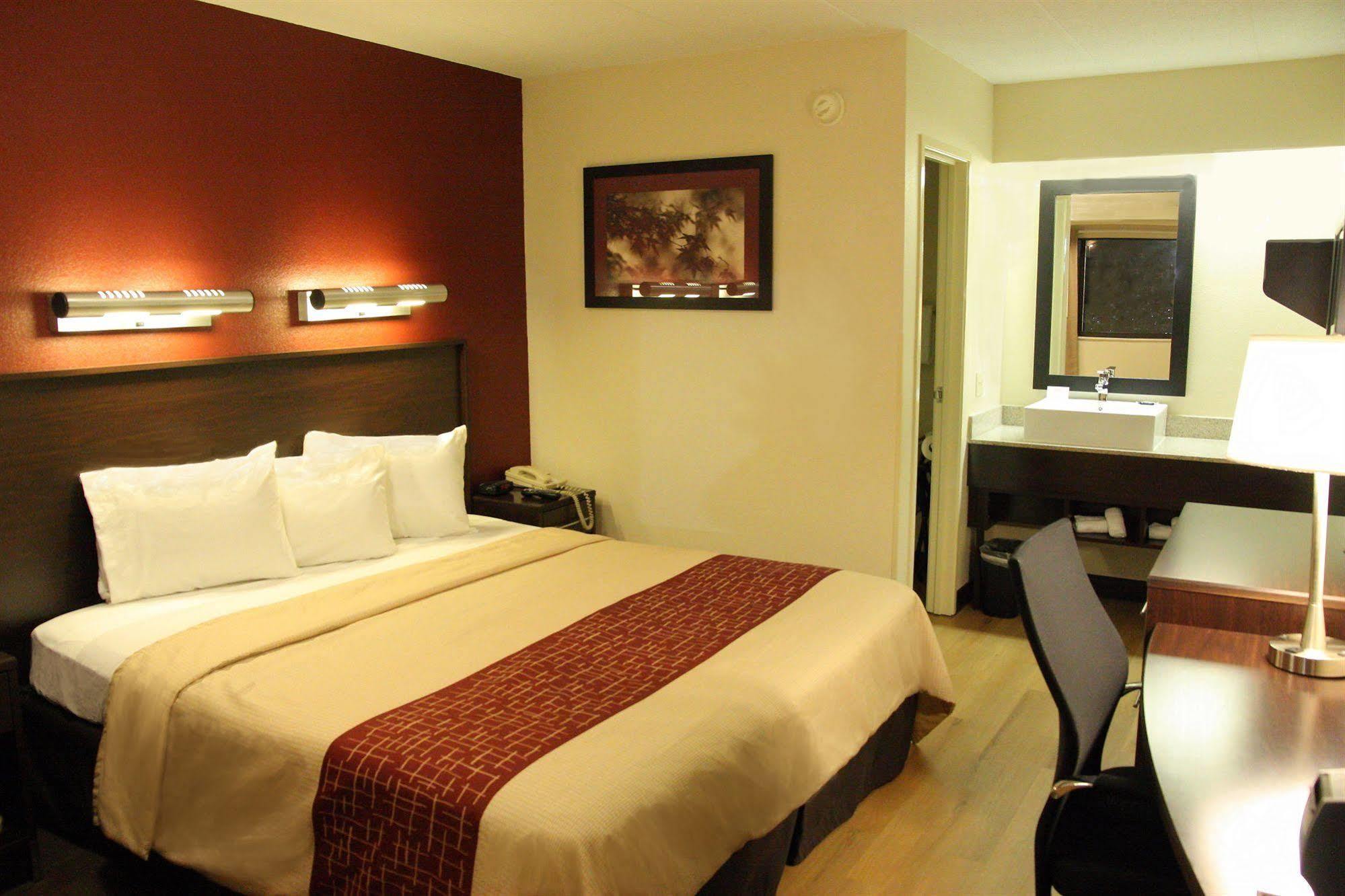 Red Roof Inn Plus+ Columbus-Ohio State University Osu Extérieur photo